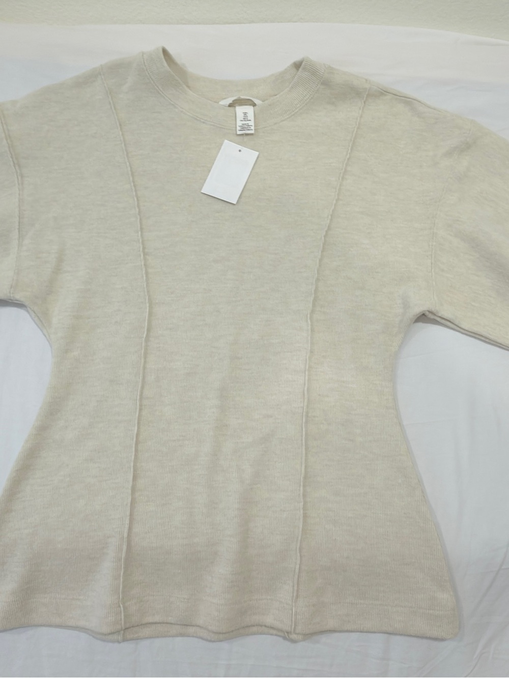 H&M Premium Knit Top NWT Beige Short Sleeve Sweater Size Large Minimalist - Picture 8 of 8
